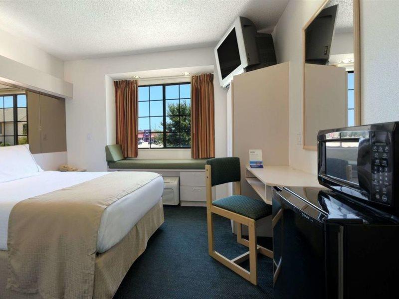 Travelodge By Wyndham Arlington/Dallas Area Luaran gambar