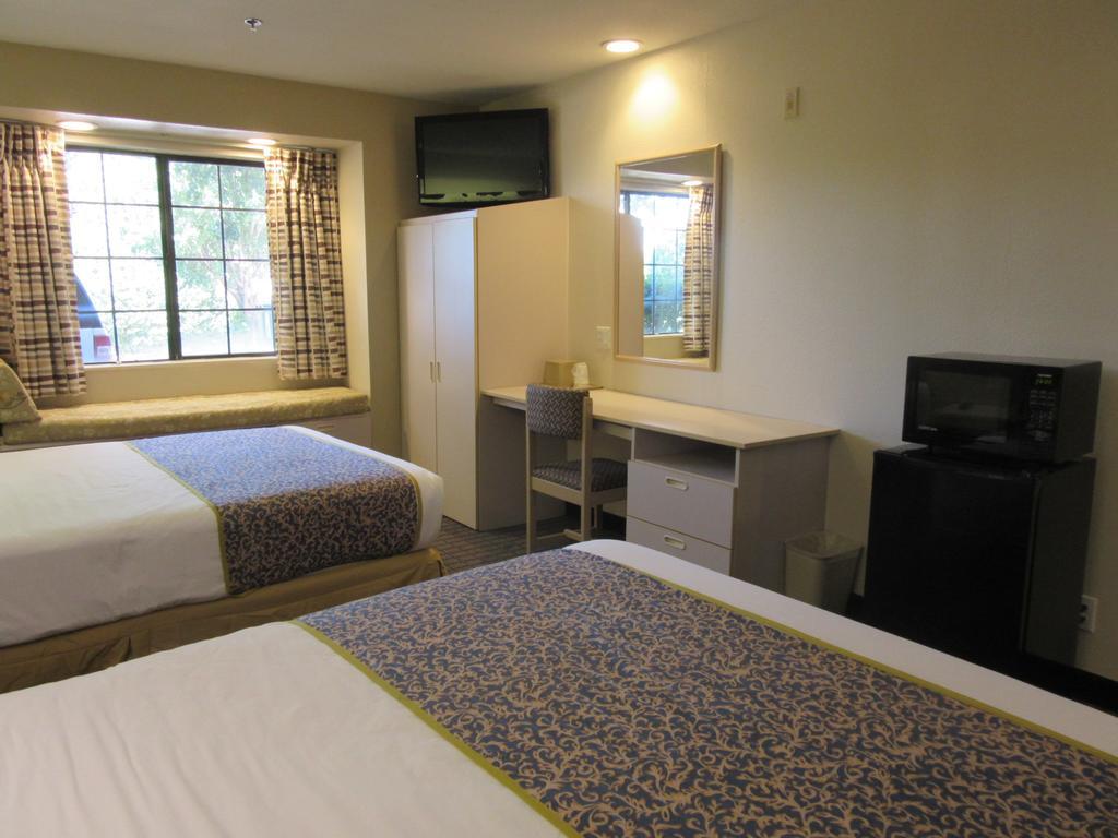Travelodge By Wyndham Arlington/Dallas Area Luaran gambar